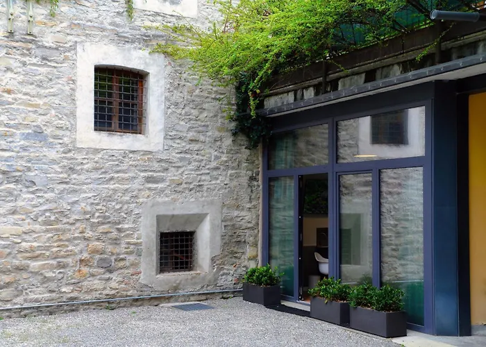 Millenium - House Of Travelers Como