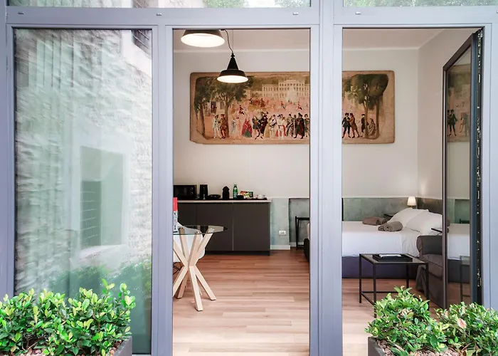 Millenium - House Of Travelers Guest house