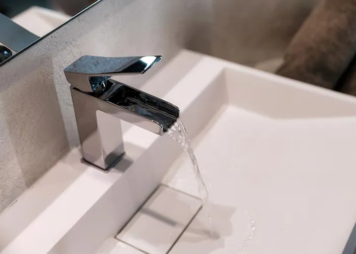 Millenium - House Of Travelers Guest house Como